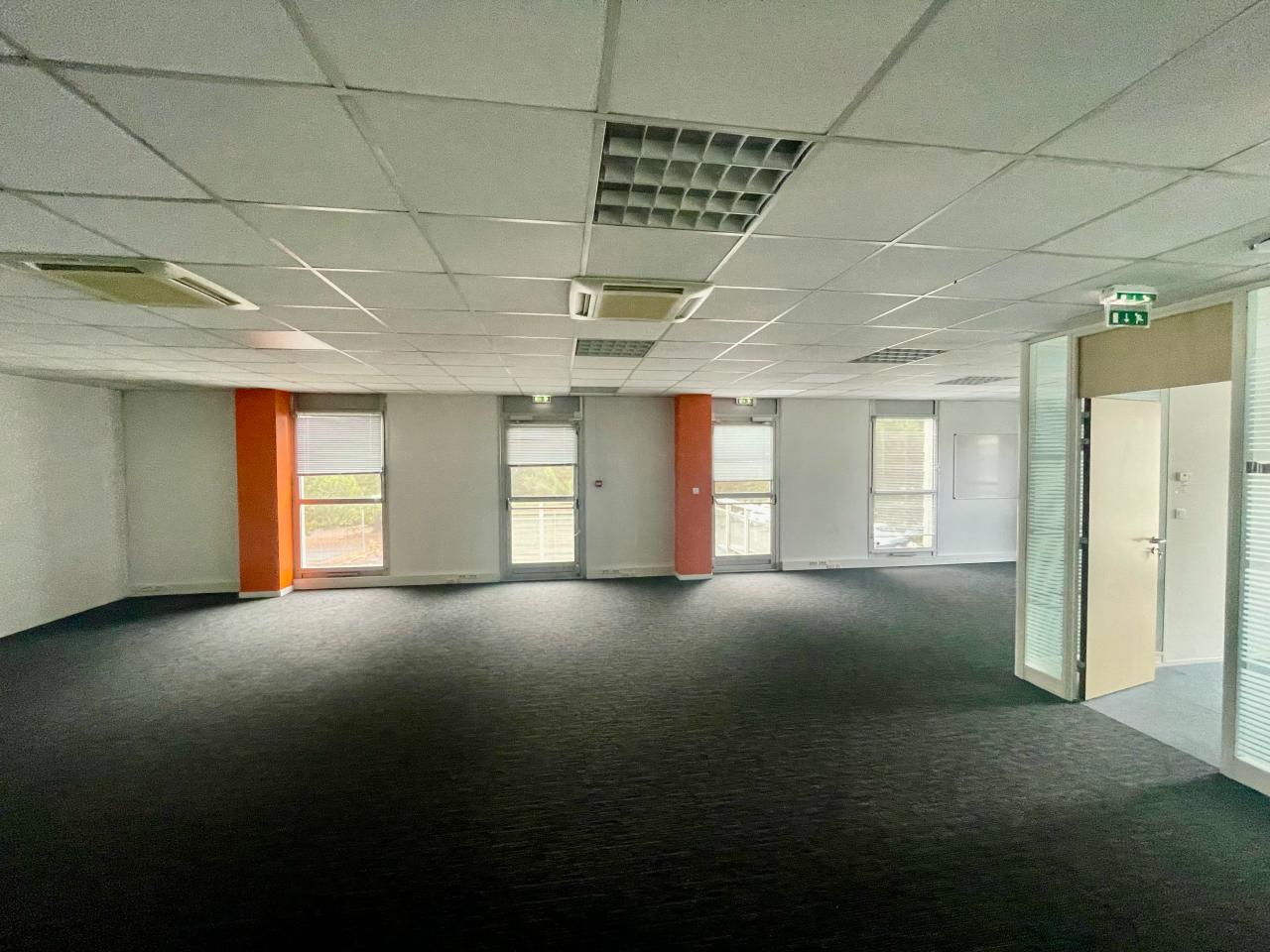 Bureau Nantes 1200m² Location bureau Nantes Loire-Atlantique OLBUR2315703 8